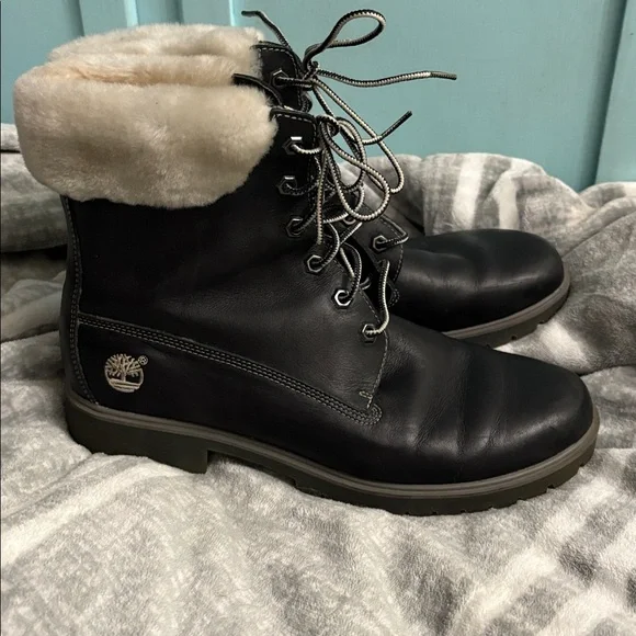 Timberland Women's Black & White High Top Leather Winter Boots - Picture 4 of 11